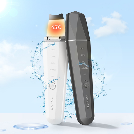 Waterproof Ultrasonic scrubber for cleansing facial skin.